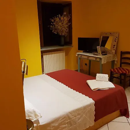בית הארחה Tenuta Santo Stefano פוסאנו
